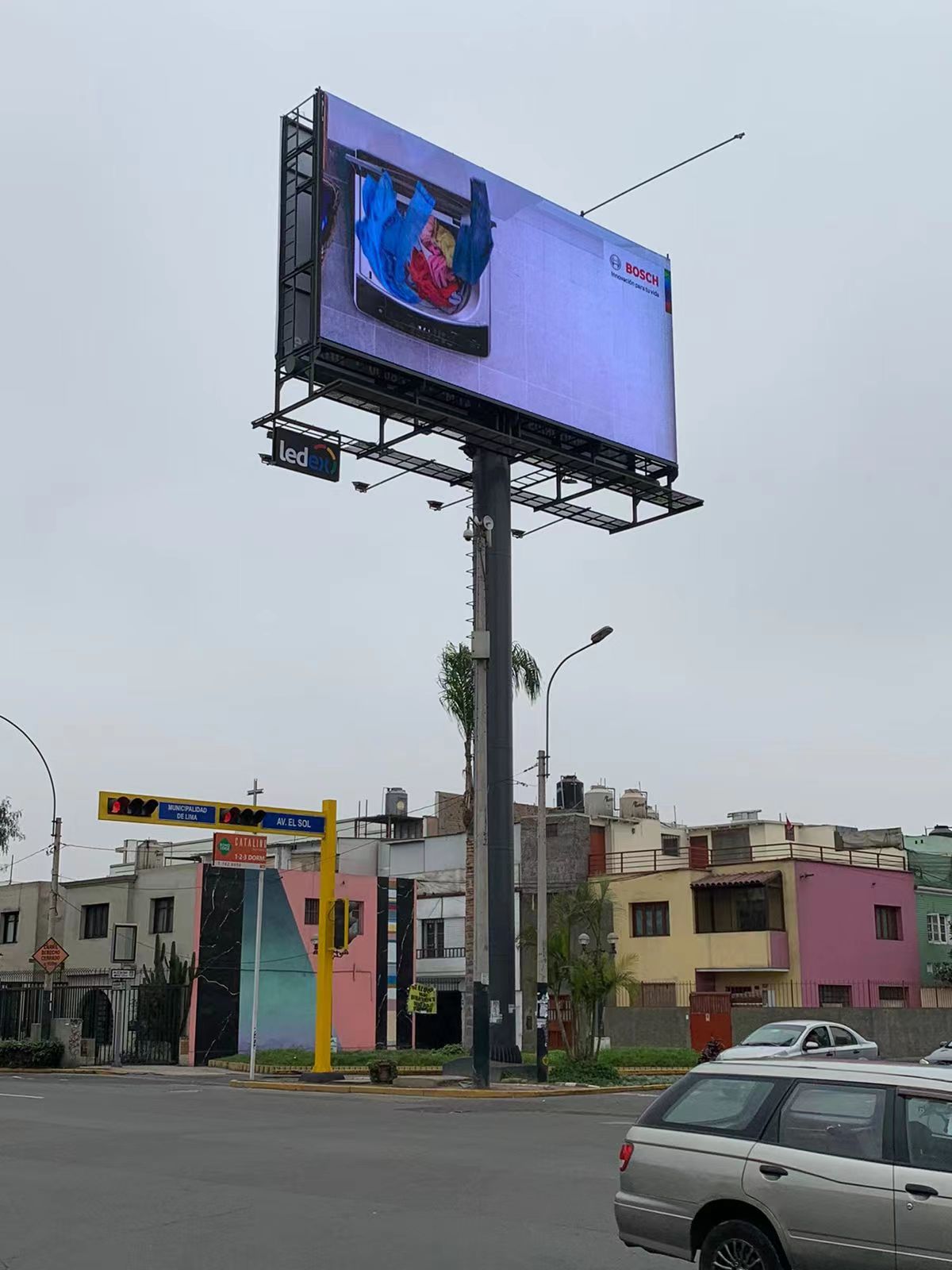 Caso de Pantalla LED para Exterior P5 en México